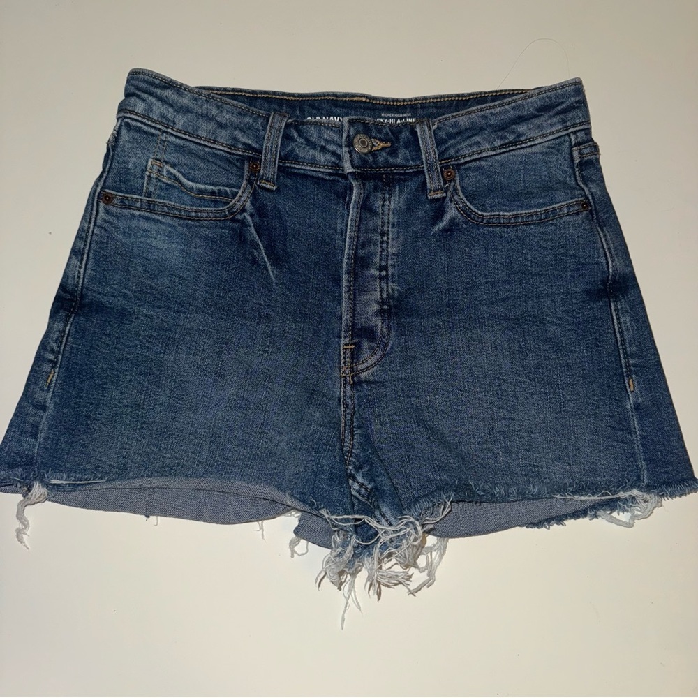 Old Navy High Rise SkyHi A-Line Secret Smooth Pockets Denim Shorts Frayed Size 6